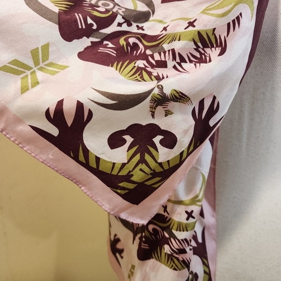 Floral Pink and Brown Women' Silky Warrior Cancer Scarf Wrap - Picture 5 of 6